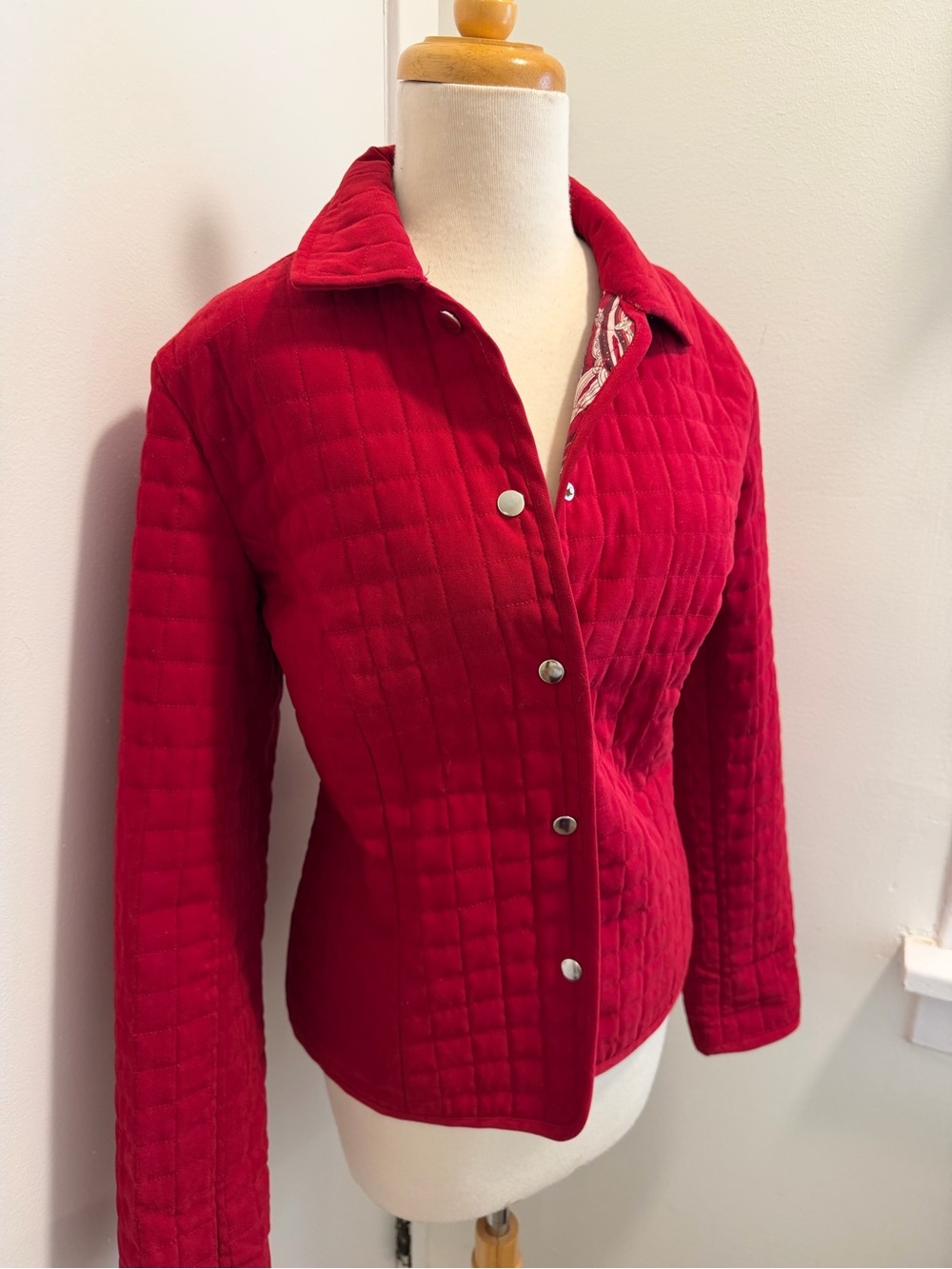 BRIGGS NEW YORK Red Quilted Snap-Front Women's Jacket - Size 10 (12) - EUC